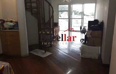 Imagem: O apartamento na cobertura possui 3 Dormitórios, 4 Banheiros