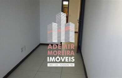 Imagem: O depósito possui 1 Vaga na garagem, 63m² de Área e está