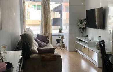 Imagem: O apartamento possui 2 Dormitórios, 1 Banheiro, 1 Vaga na garagem