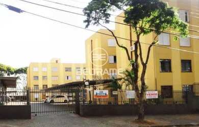 Imagem: O apartamento possui 1 Dormitório, 1 Banheiro, 1 Vaga na garagem