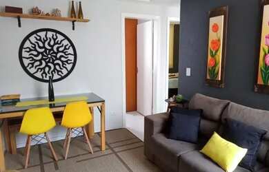 Imagem: O apartamento possui 2 Dormitórios, 1 Banheiro, 1 Vaga na garagem