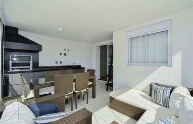 Imagem: O apartamento possui 2 Dormitórios, 3 Banheiros, 1 Vaga na