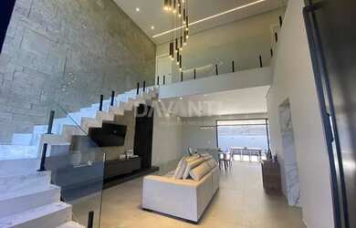 Imagem: A casa em condomínio possui 3 Dormitórios, 4 Banheiros, 230m²