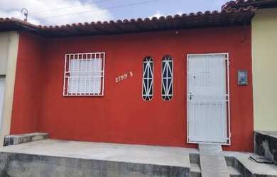 Imagem: A casa possui 2 Dormitórios, 1 Banheiro e está localizado