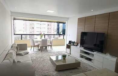 Imagem: O apartamento possui 3 Dormitórios, 2 Banheiros, 2 Vagas na