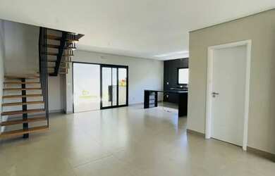 Imagem 6: Casa à venda em Atibaia com 3 suítes, localizada em bairro de Alto Padrão