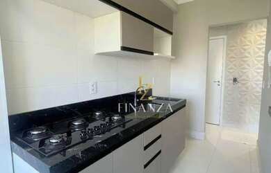 Imagem: O apartamento possui 3 Dormitórios, 1 Banheiro, 2 Vagas na