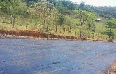 Imagem: O terreno possui 300m² de Área e está localizado em Mateus