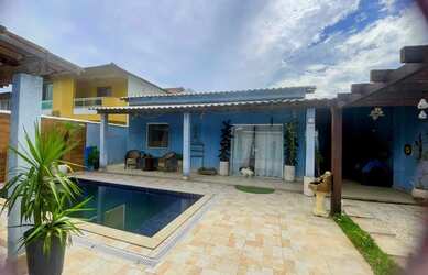 Imagem: A casa em condomínio possui 3 Dormitórios, 2 Banheiros, 4