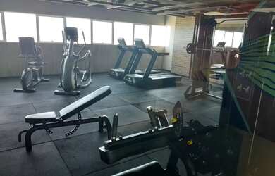 Imagem 13: Venda. Piscina, Varanda, Área de serviçoe30m² de Área