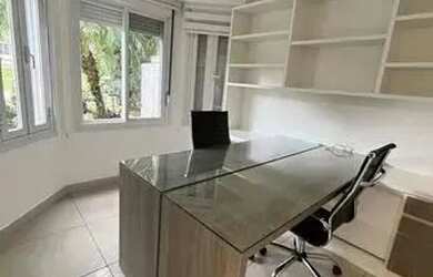 Imagem 7: Imóvel para aluguel possui 360 metros quadrados com 3 quartos