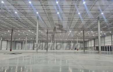 Imagem: O depósito possui 5 Vagas na garagem, 22.720m² de Área e