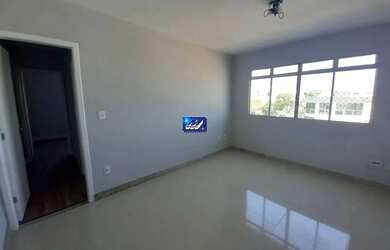 Imagem: O apartamento possui 2 Dormitórios, 2 Banheiros, 2 Vagas na