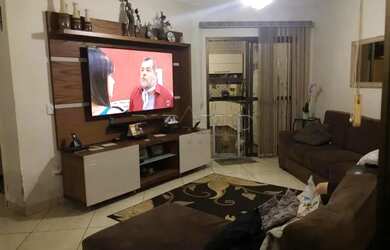 Imagem: A casa em condomínio possui 4 Dormitórios, 4 Banheiros, 2