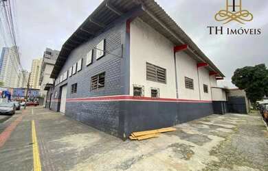 Imagem: O depósito possui 420m² de Área e está localizado em Nações