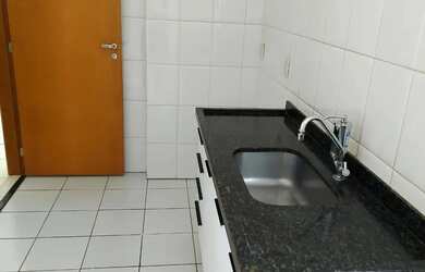 Imagem 4: Imóvel para aluguel tem 52 metros quadrados com 2 quartos em Alto da...