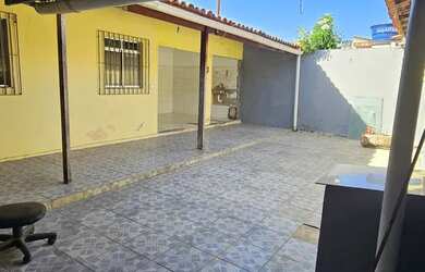 Imagem 4: Alugo casa de 3 quartos - subida - 2 ruas acima SMTT