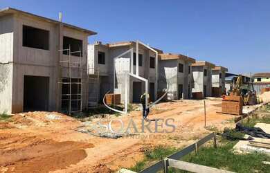 Imagem: A casa possui 2 Dormitórios, 2 Banheiros, 1 Vaga na garagem