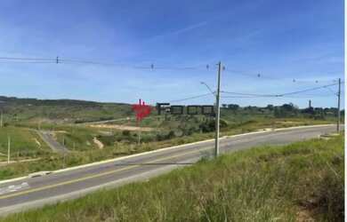 Imagem: O terreno possui 240m² de Área e está localizado em Putim