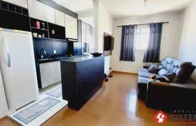 Imagem: O apartamento possui 2 Dormitórios, 1 Banheiro, 1 Vaga na garagem