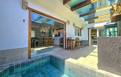 Imagem: A casa em condomínio possui 3 Dormitórios, 5 Banheiros, 2