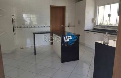 Imagem 10: RIO DE JANEIRO - Casa Padrão - Barra da Tijuca Itanhangá