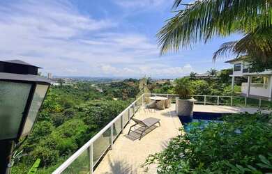 Imagem: A casa em condomínio possui 4 Dormitórios, 5 Banheiros, 5