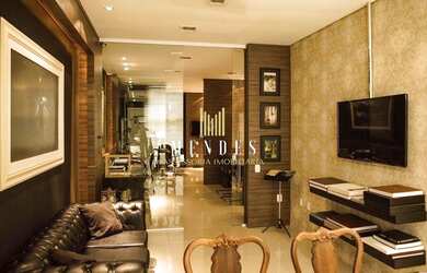 Imagem: O depósito possui 2 Vagas na garagem, 63m² de Área e está