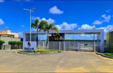 Imagem: O terreno possui 388m² de Área e está localizado em Emaús