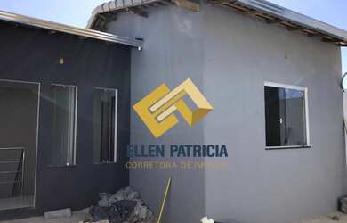 Imagem: A casa possui 2 Dormitórios, 1 Banheiro, 2 Vagas na garagem