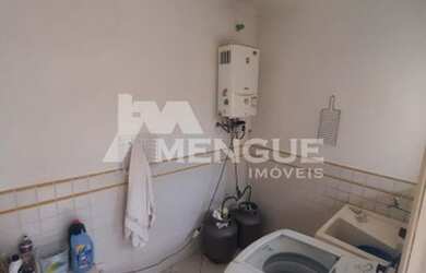 Imagem 10: Casa residencial com 4 dormitórios e 6 vagas à venda no bairro Jardim...