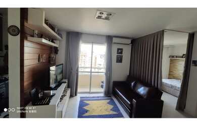 Imagem: O apartamento possui 2 Dormitórios, 2 Banheiros, 2 Vagas na