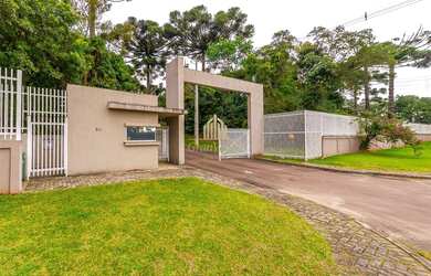 Imagem: O terreno possui 2m² de Área e está localizado em Orleans