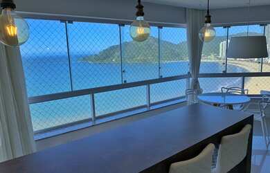 Imagem: O apartamento possui 4 Dormitórios, 5 Banheiros, 4 Vagas na