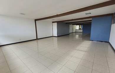 Imagem 10: Casa 4 qts com suite, 3 vagas, rica em armarios. Santa Amelia. R$- 900...