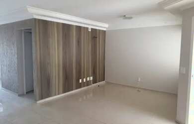 Imagem: A casa possui 3 Dormitórios, 3 Banheiros, 3 Vagas na garagem