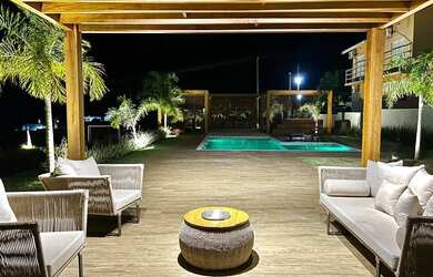 Imagem: A casa em condomínio possui 3 Dormitórios, 3 Banheiros, 5