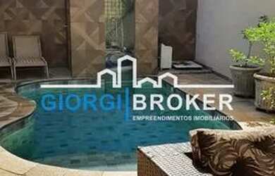 Imagem: A casa em condomínio possui 4 Dormitórios, 4 Banheiros, 5