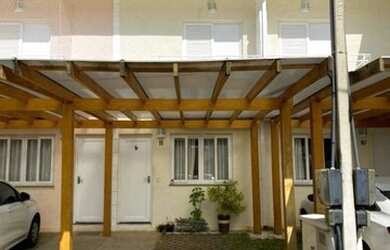 Imagem: A casa em condomínio possui 2 Dormitórios, 2 Banheiros, 1