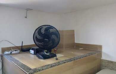 Imagem: O studio possui 1 Dormitório, 2 Banheiros, 40m² de Área