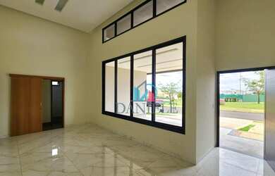 Imagem: A casa em condomínio possui 3 Dormitórios, 3 Banheiros, 4