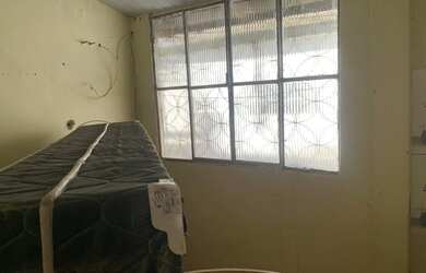 Imagem 3: Alugo kit net. Varanda, 1 Banheiroe1 Dormitório