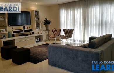 Imagem: A casa em condomínio possui 4 Dormitórios, 5 Banheiros, 4