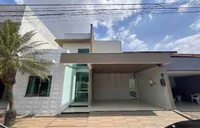 Imagem: A casa em condomínio possui 5 Dormitórios, 5 Banheiros, 2