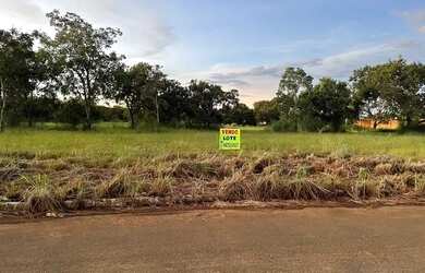 Imagem: O terreno possui 302m² de Área e está localizado em Plano