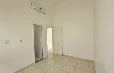 Imagem 6: Casa Condomínio Viita Club próximo a área de lazer e portaria