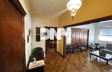 Imagem 3: Praça Cardeal Arcoverde. Apartamento com vista livre de todos os cômodos. Sol da manhã