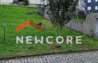 Imagem: O terreno possui 360m² de Área e está localizado em De Zorzi