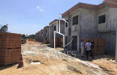 Imagem: A casa possui 2 Dormitórios, 2 Banheiros, 1 Vaga na garagem