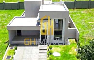 Imagem: A casa possui 3 Dormitórios, 4 Banheiros, 2 Vagas na garagem